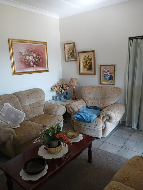 To Let 2 Bedroom Property for Rent in Oudedorp North West